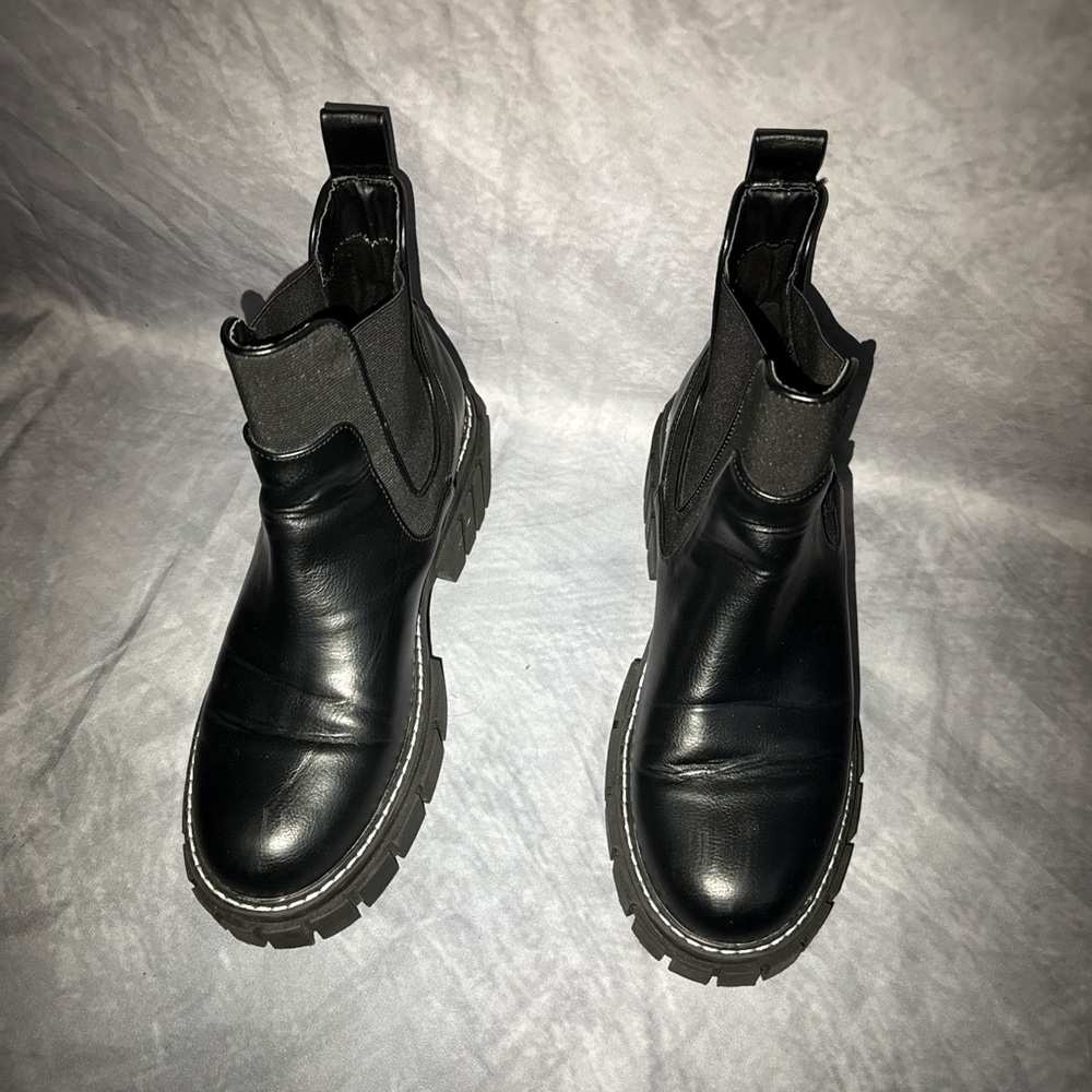 BCBGeneration Black Ankle Boots